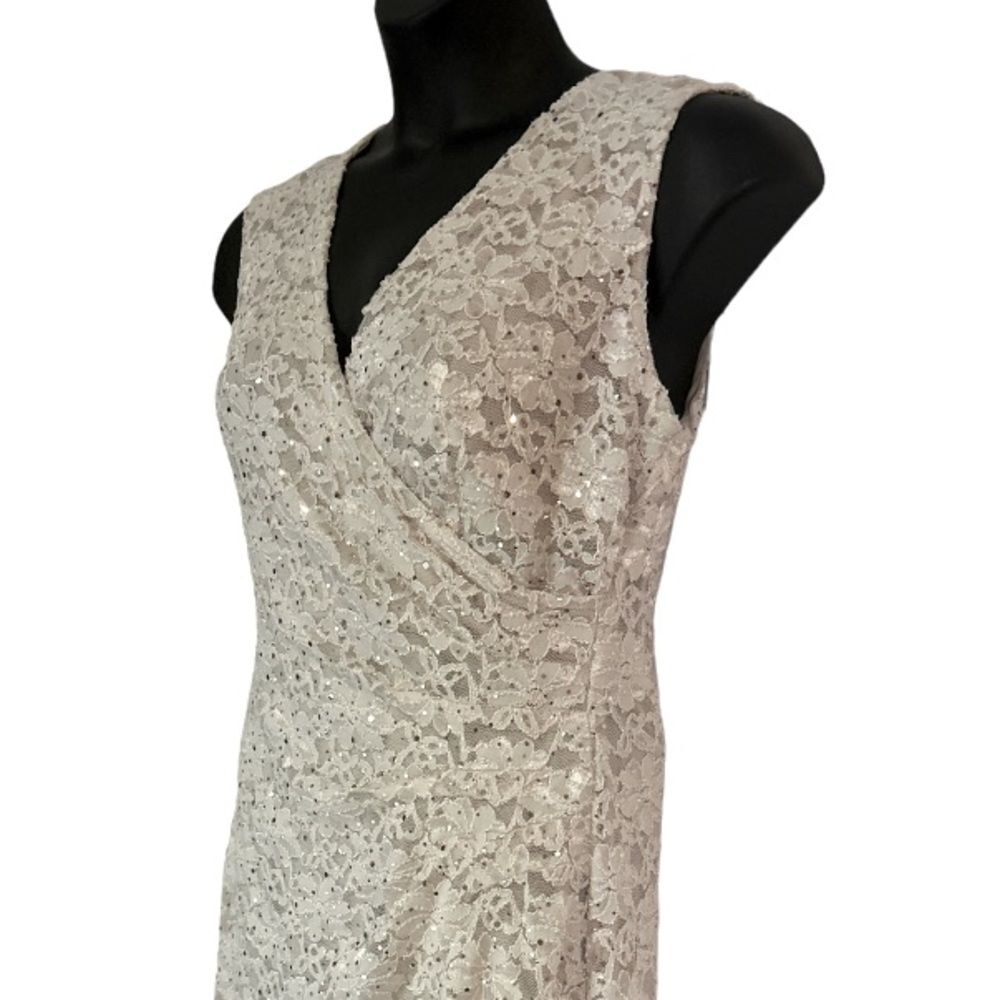 Connected Lace Sequin Side Pleat Ivory Knee Length Sheath Night Out Party Dress - Picture 12 of 16